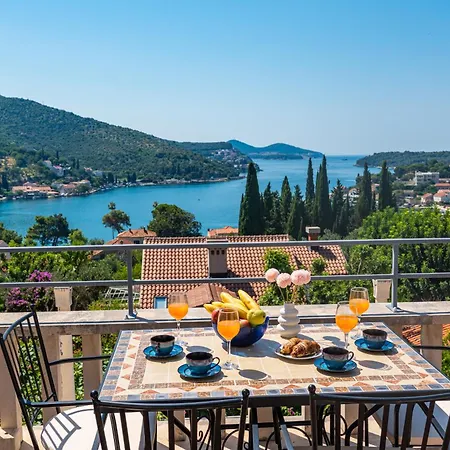 Daire Quiet Sea View Good Location With Terrace