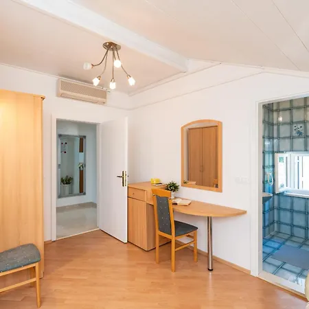 Daire Quiet Sea View Good Location With Terrace