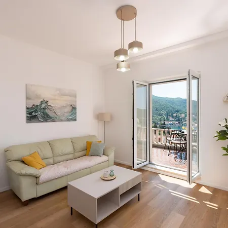 Quiet Sea View Good Location With Terrace زاتون