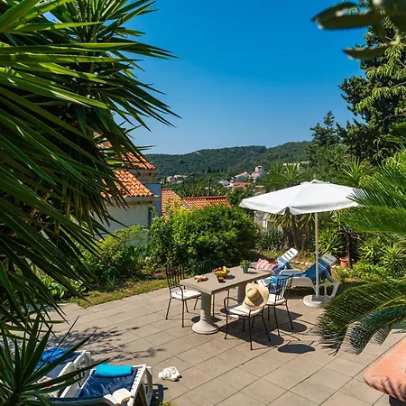 Quiet Sea View Good Location With Terrace Daire